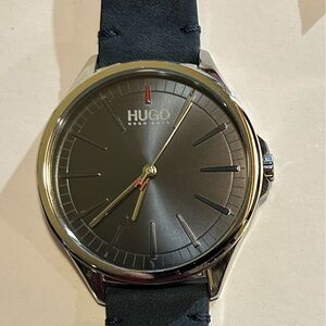 Hugo Boss Watch With 43mm NavyBlue Face & NavyBlue Leather Band
